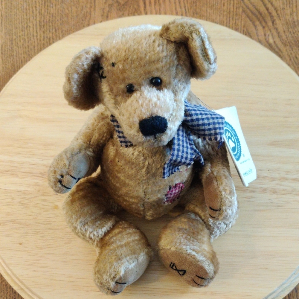 Vtg Boyds Bear- Patches B. Beariluved Plush Dog Toy with Checkered Scarf